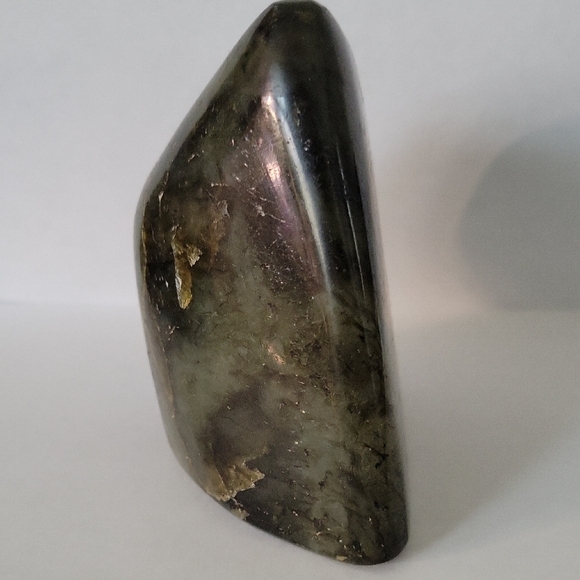Labradorite Crystal - Picture 2 of 5